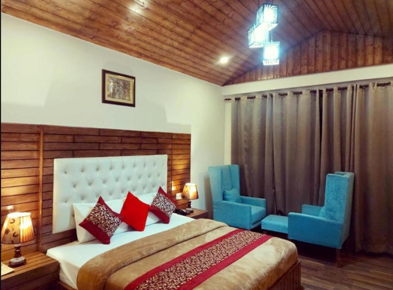 The Spruce Mansion Hotel Manali  Bagian luar foto