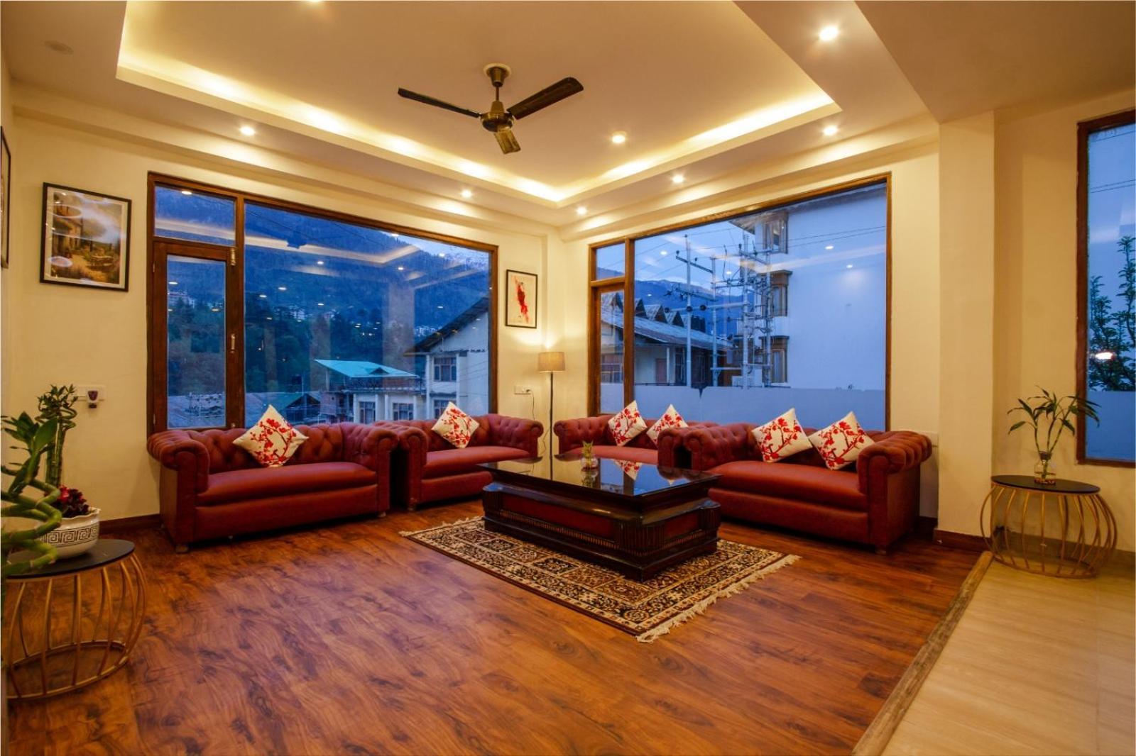 The Spruce Mansion Hotel Manali  Bagian luar foto
